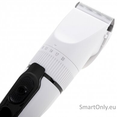 Adler | Hair Clipper with LCD Display | AD 2839 | Cordless | Number of length steps 6 | White/Black 8