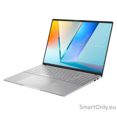 Asus Vivobook S 16 OLED M5606UA-KM005W | Cool Silver | 16 " | OLED | 3.2K | 3200 x 2000 pixels | AMD Ryzen 7 | 8845HS | 16 GB | LPDDR5X | SSD 1000 GB | AMD Radeon Graphics | Windows 11 Home | 802.11ax | Bluetooth version 5.3 | Keyboard language English |