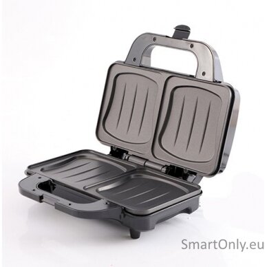 Camry Sandwich Maker XL CR 3054 900 W Number of plates 1 Number of pastry 2 Black 1