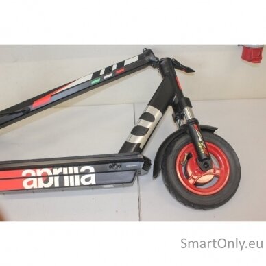 SALE OUT. | Aprilia | E-SR2 EVO | Electric Scooter | 500 W | 25 km/h | 10 " | Black/Red | USED AS DEMO | 20 month(s) 5