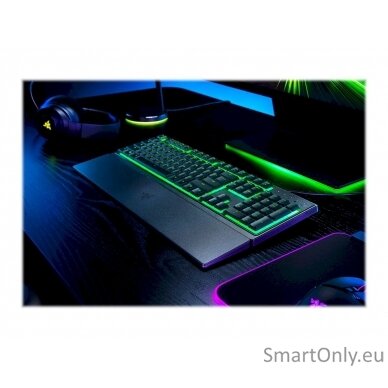 Razer Gaming Keyboard Ornata V3 X Gaming keyboard Cable routing options; Razer Synapse enabled; Fully programmable keys with on-the-fly macro recording; 6-key roll over; Gaming mode option; Braided fiber cable 1000 Hz Ultrapolling; Soft cushioned gaming-g 9