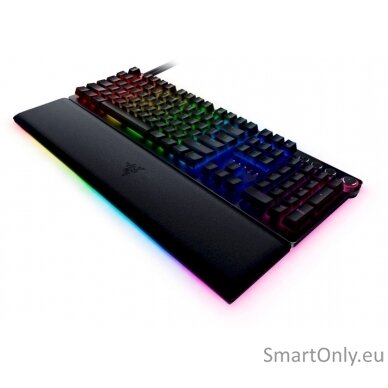 Razer Huntsman V2 Optical Gaming Keyboard Gaming keyboard Razer Chroma RGB customizable backlighting with 16.8 million color options; Underglow lighting; Magnetic plush leatherette wrist rest; Multi-functional digital dial with 4 media keys; N-key roll-ov