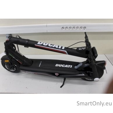 SALE OUT. Ducati Electric Scooter PRO-III With Turn Signals, Black Ducati branded  Electric Scooter PRO-III With Turn Signals 350 W 10 " 25 km/h 22 month(s) Black 1